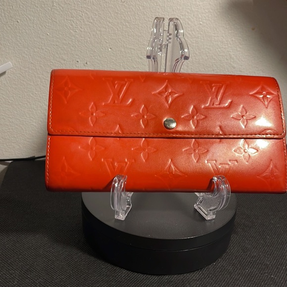 🔥🌝 ❌❌SOLD❌❌VINTAGE EUC LOUIS VUITTON VERNIS SARAH CORAL WALLET - Picture 4 of 12